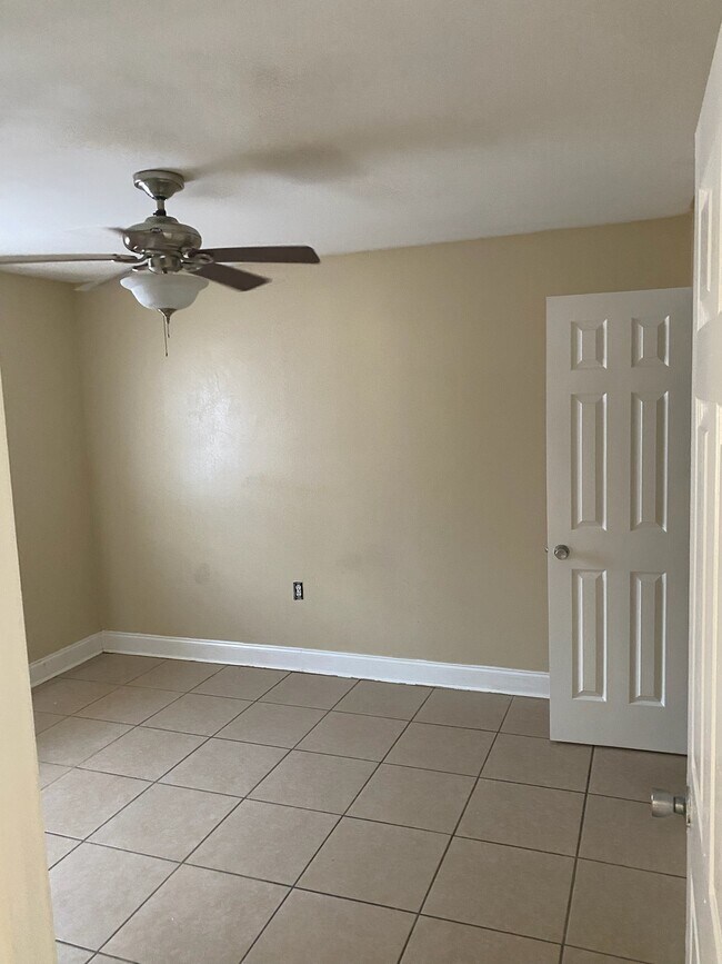 8701 Dinkins St in New Orleans, LA - Building Photo - Building Photo