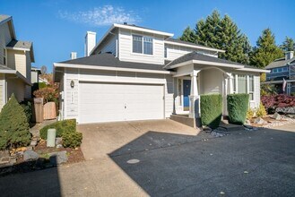 14421 Holly Springs Rd in Lake Oswego, OR - Building Photo - Building Photo