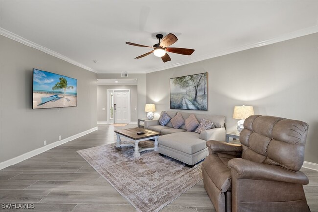 9201 Bayberry Bend in Ft. Myers, FL - Foto de edificio - Building Photo