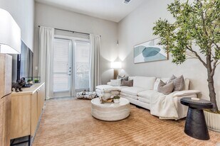 Eastside Richardson in Richardson, TX - Building Photo