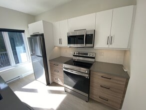 180 Hillsborough Rd in Riverview, NB - Building Photo - Building Photo