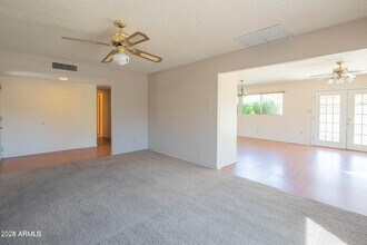 5210 W Monte Cristo Ave in Glendale, AZ - Building Photo - Building Photo