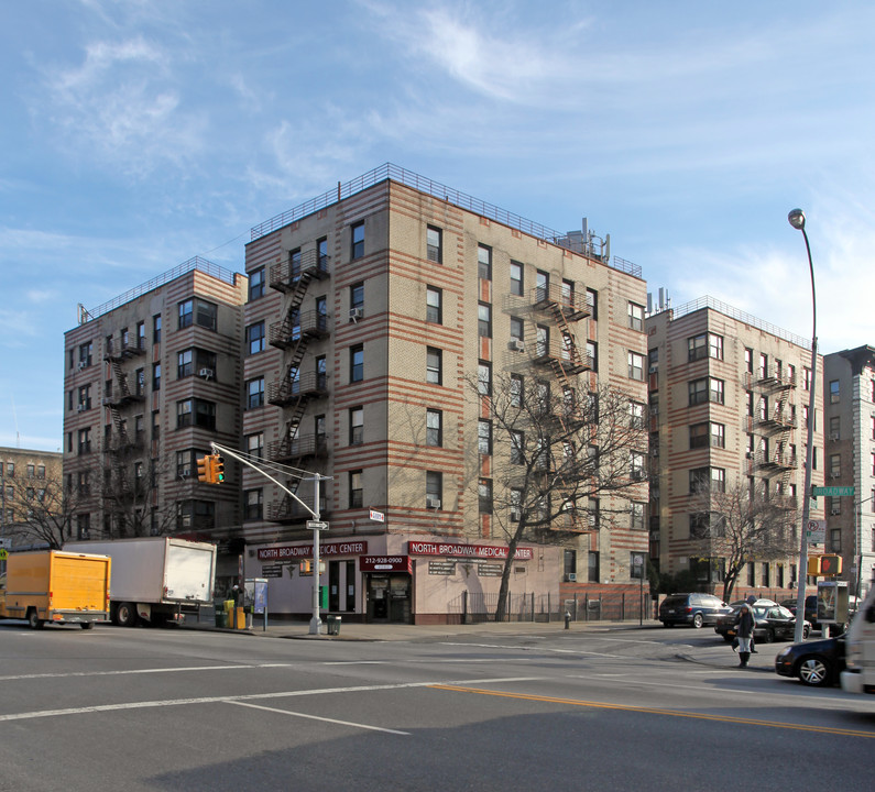 4080-4084 Broadway in New York, NY - Building Photo