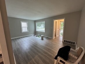 458 E 272nd St in Euclid, OH - Building Photo - Building Photo