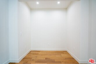 6511 Orange St in Los Angeles, CA - Building Photo - Building Photo