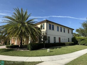 7952 NW 115th Way in Parkland, FL - Building Photo - Building Photo