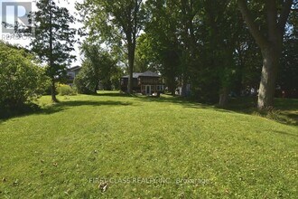 23 Druan Dr in Kawartha Lakes, ON - Building Photo - Building Photo