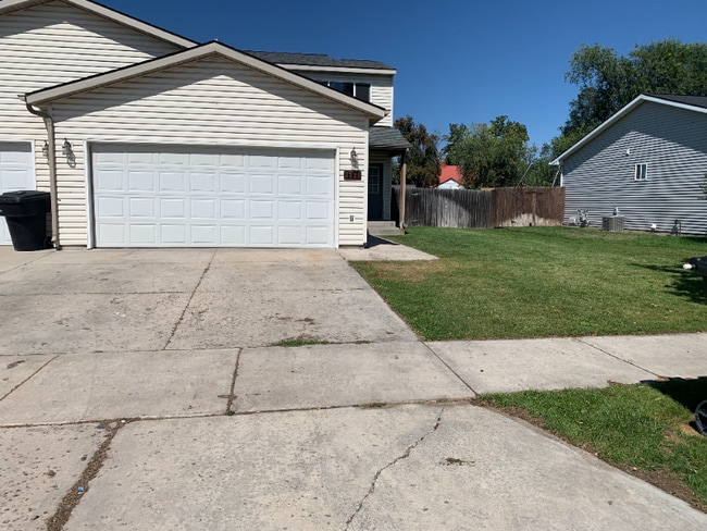 property at 2325 Merganser Dr