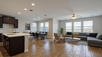 798 Eves Necklace Dr. in Mustang Ridge, TX - Building Photo