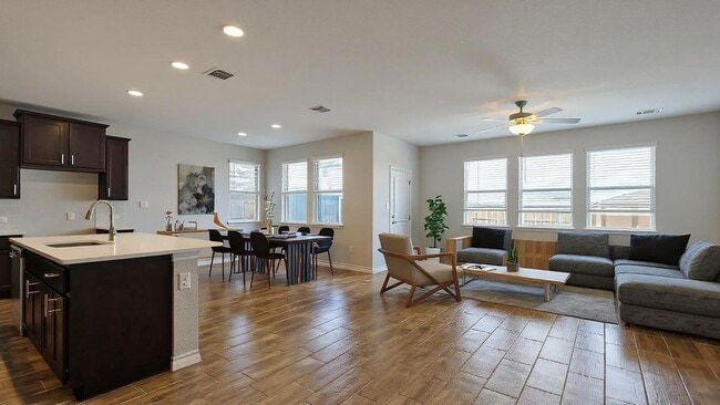 property at 798 Eves Necklace Dr.