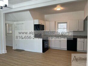 2958 Lockridge Ave in Kansas City, MO - Building Photo - Building Photo