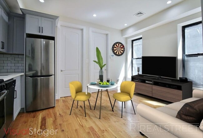 property at 1576 Lincoln Pl