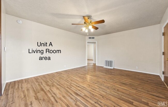 811 Wilson Ave in Bakersfield, CA - Building Photo - Building Photo