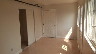 1400 E Marshall Pl in Long Beach, CA - Building Photo - Building Photo