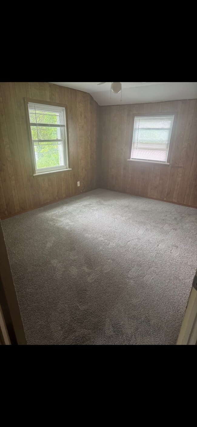 139 Cannon Rd in East Hartford, CT - Building Photo - Building Photo