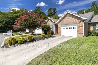3211 Misty Hill Way in Knoxville, TN - Building Photo - Building Photo