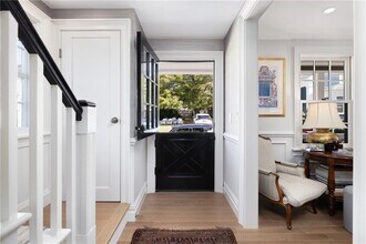 9 Anthony St in Newport, RI - Building Photo - Building Photo