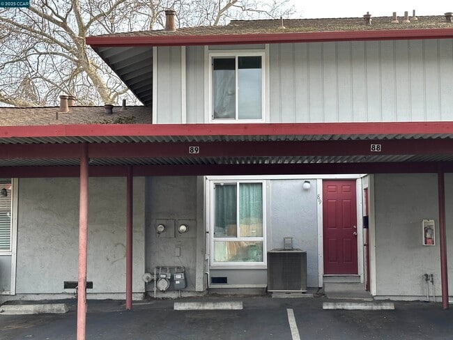 89 Villa Cir in Fairfield, CA - Building Photo - Building Photo