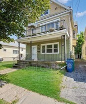 305 Cable St in Buffalo, NY - Building Photo
