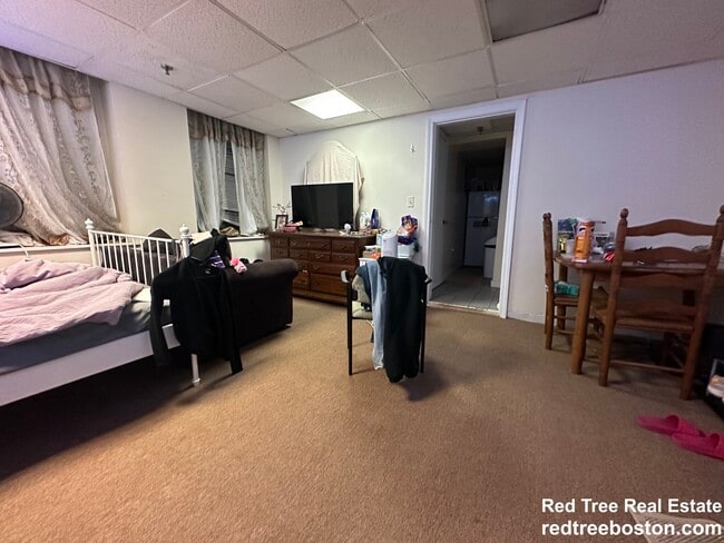 475 Commonwealth Ave, Unit G4 in Boston, MA - Building Photo - Building Photo