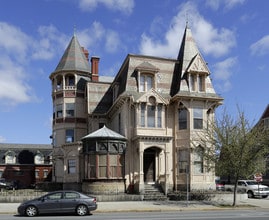 299 Broadway in Providence, RI - Building Photo - Building Photo