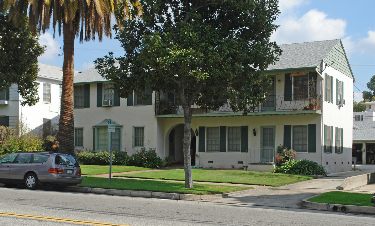 646 Orange Grove Ave in South Pasadena, CA - Building Photo