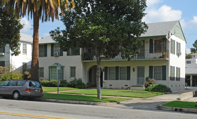 646-648 Orange Grove Ave