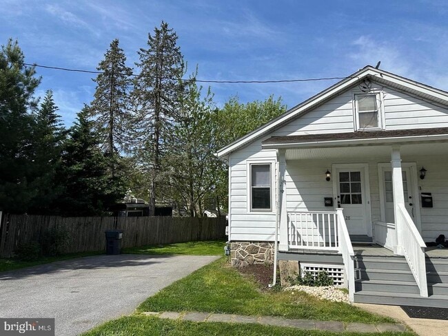 property at 28 S 5th St