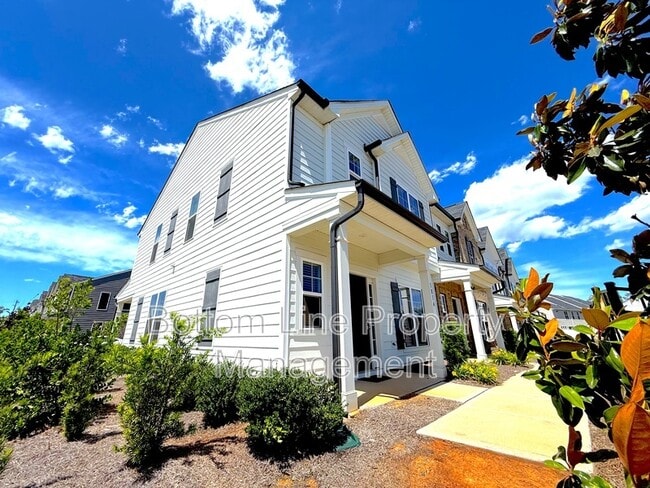 property at 1814 Saint Louis Aly NW