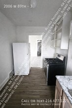 2006 W 89th St in Cleveland, OH - Building Photo - Building Photo