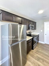 142 Ardell Dr in Clarksville, TN - Foto de edificio - Building Photo