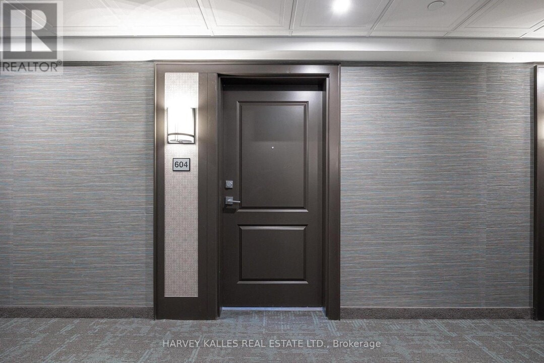 460 Dundas St E in Hamilton, ON - Building Photo