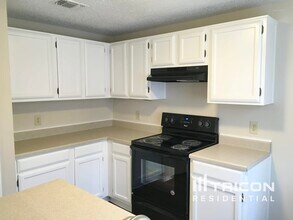 3813 Big Leaf Ln in Fort Worth, TX - Building Photo - Building Photo