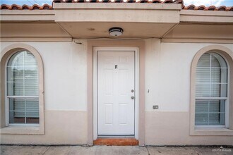 604 Buena Vista Dr, Unit F in Weslaco, TX - Building Photo - Building Photo