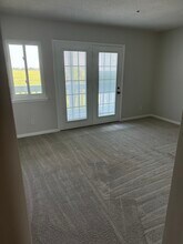 177 W Mariners Cay Dr in Folly Beach, SC - Foto de edificio - Building Photo