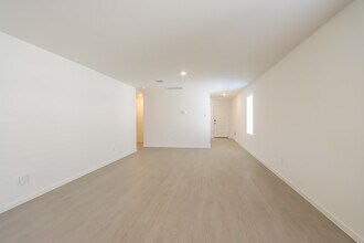 10706 Lavender Cotton Ln in Houston, TX - Building Photo - Building Photo