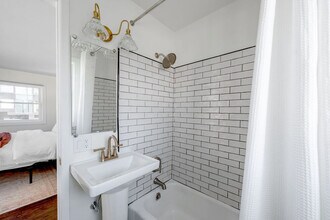 120 S Fairchild St in Madison, WI - Building Photo - Building Photo