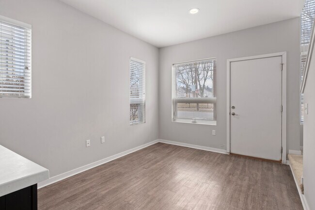 600 Douglas St NW, Unit 620A in Grand Rapids, MI - Building Photo - Building Photo