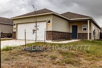 1123 Thea Cv in New Braunfels, TX - Building Photo - Building Photo