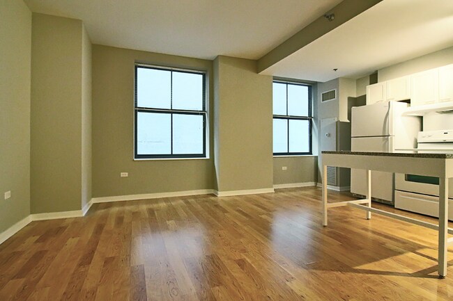188 W Randolph St in Chicago, IL - Building Photo - Building Photo