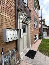 204 O'Connor Dr in Toronto, ON - Building Photo - Building Photo