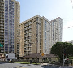 Nuuanu Towers in Honolulu, HI - Foto de edificio - Building Photo