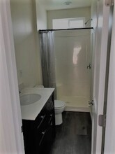 704 Opal St, Unit A in Redondo Beach, CA - Building Photo - Building Photo