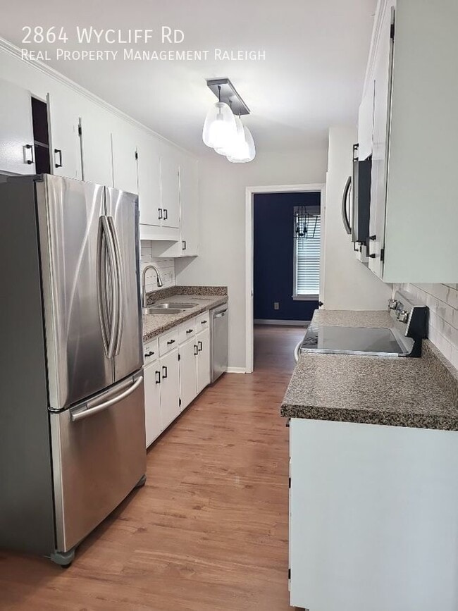 2864 Wycliff Rd in Raleigh, NC - Building Photo - Building Photo