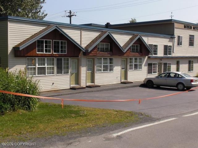 402 2nd Ave in Seward, AK - Building Photo