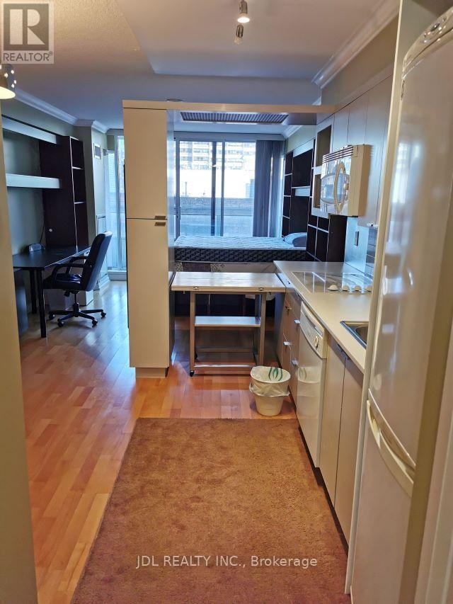 property at 111-111 Elizabeth St
