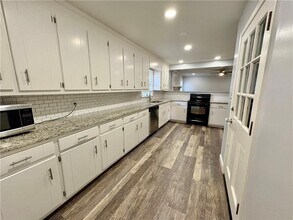 213 Oxmoor Dr in Anderson, SC - Building Photo - Building Photo