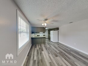 6217 Wyoming Ave in New Port Richey, FL - Building Photo - Building Photo