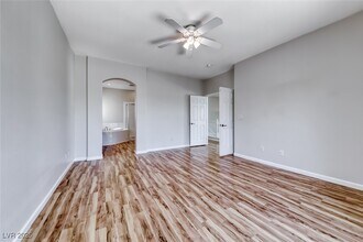 3608 Julia Waldene Ct in Las Vegas, NV - Building Photo - Building Photo