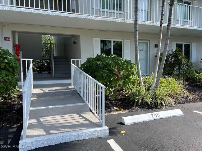 property at 3051 Sandpiper Bay Cir
